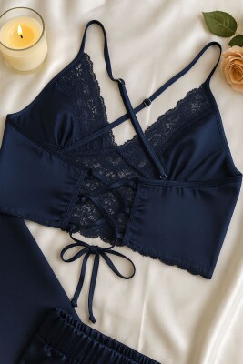 Midnight Glow Şık lacivert Saten Dantel Pijama 6942 - ÇeyizeDairHerşey (1)