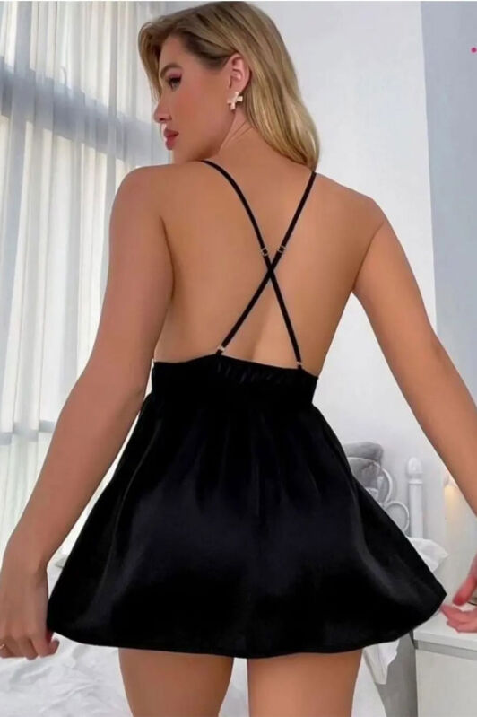 Siyah yandan yırtmaçlı saten gecelik 6624 - 2